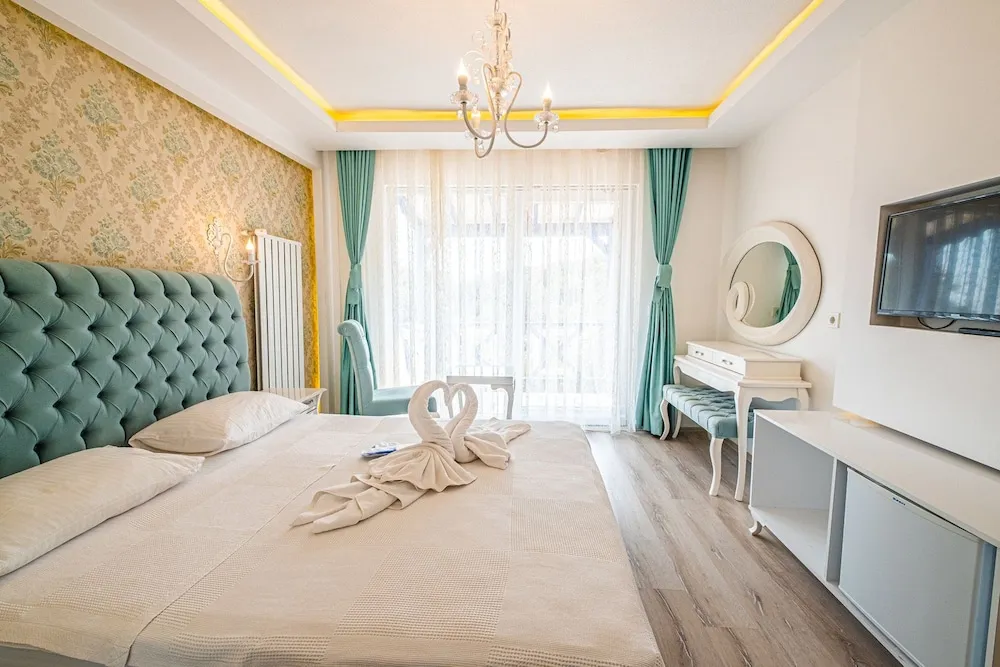 Deluxe Tek Büyük Yataklı Oda