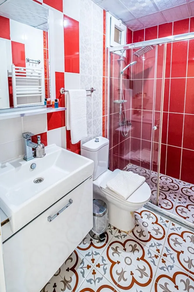 Deluxe Üç Kişilik Oda