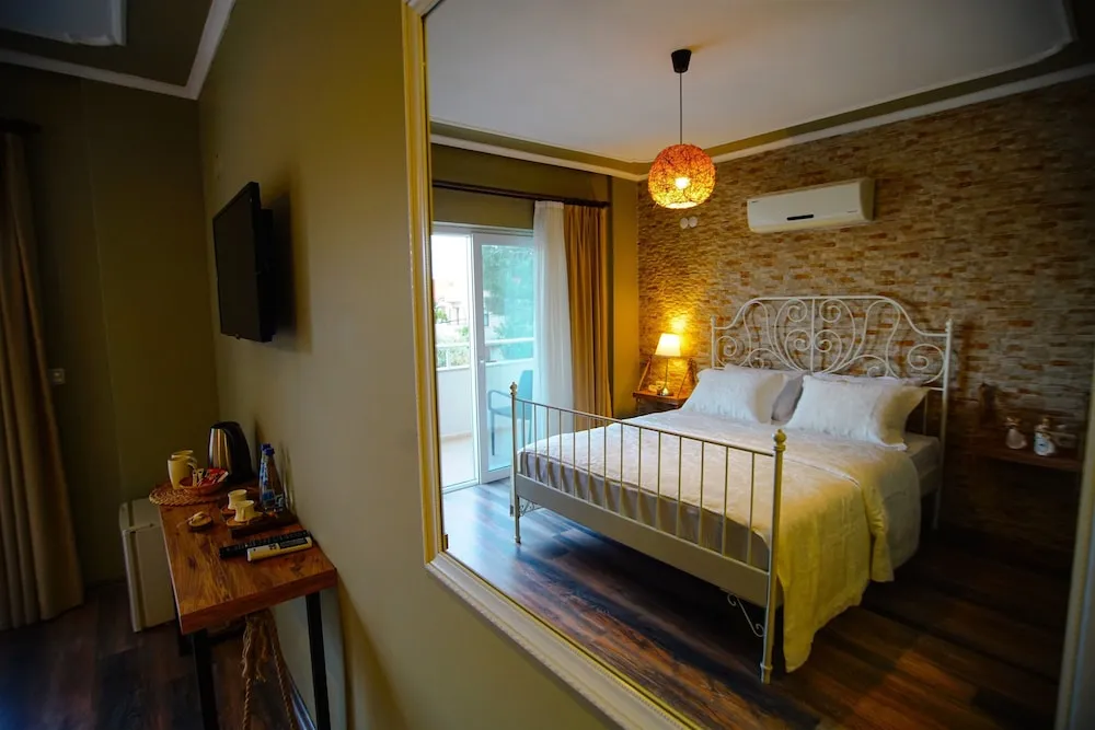 Deluxe Oda, Birden Çok Yatak, Sigara İçilmez, Deniz Manzaralı