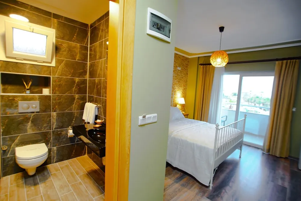 Deluxe Oda, Birden Çok Yatak, Sigara İçilmez, Deniz Manzaralı