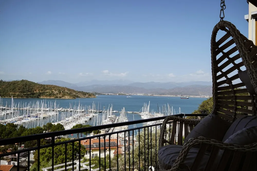 Comfort Tek Büyük Yataklı Oda, 1 Çift Kişilik Yatak, Sigara İçilmez, Deniz Manzaralı