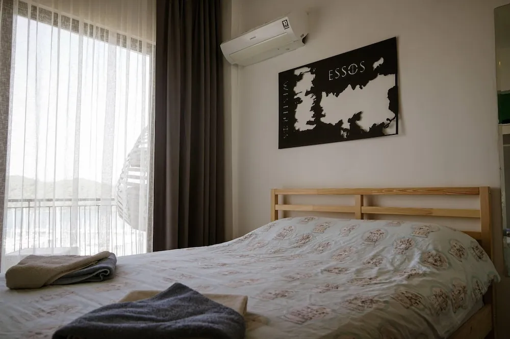 Comfort Tek Büyük Yataklı Oda, 1 Çift Kişilik Yatak, Sigara İçilmez, Deniz Manzaralı