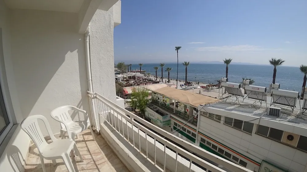 Panoramic Oda, Balkon, Deniz Manzaralı