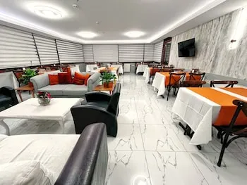 Naila Hotel