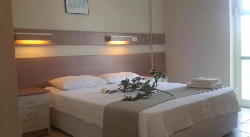 Standard Tek Büyük veya İki Ayrı Yataklı Oda