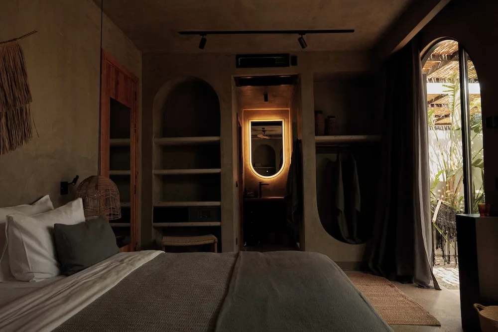 Premium Tek Büyük Yataklı Oda