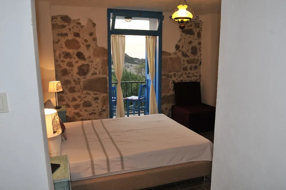 Tek Büyük Yataklı Oda, Balkon