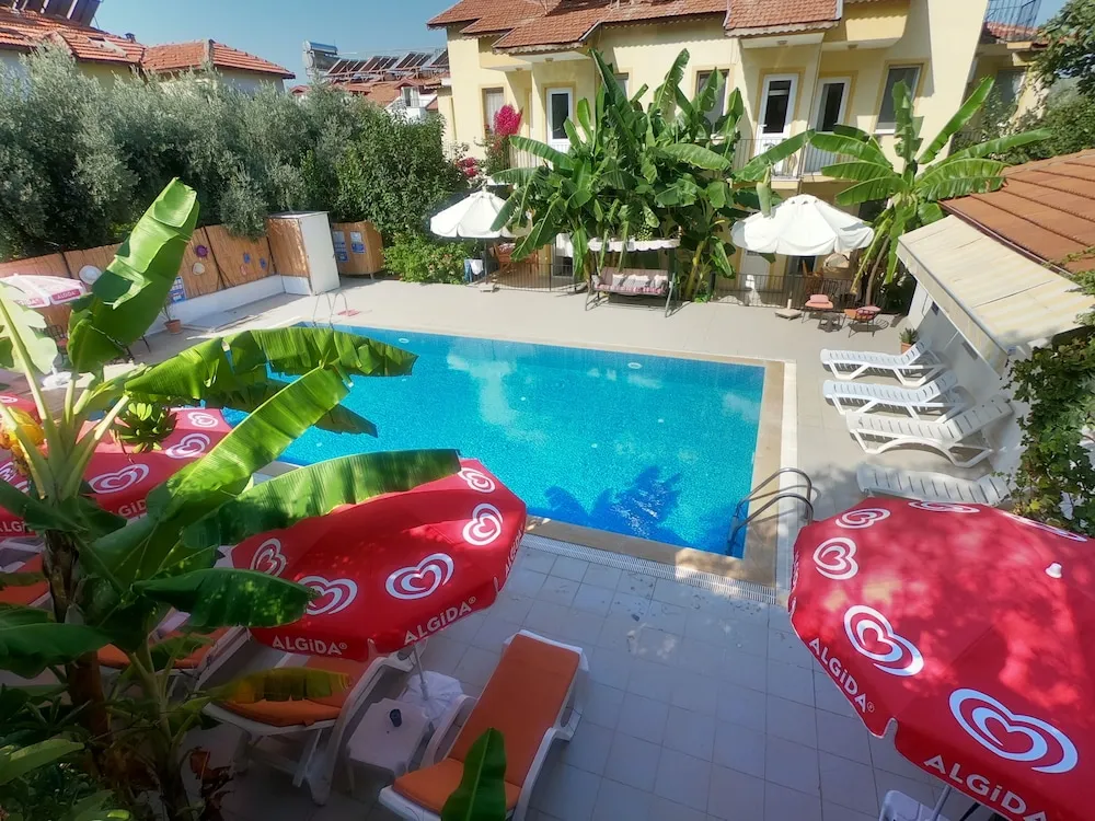 Konaklama yerinin ön cephesi