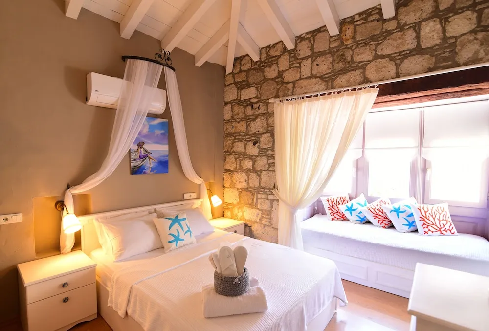 Superior Dört Kişilik Oda