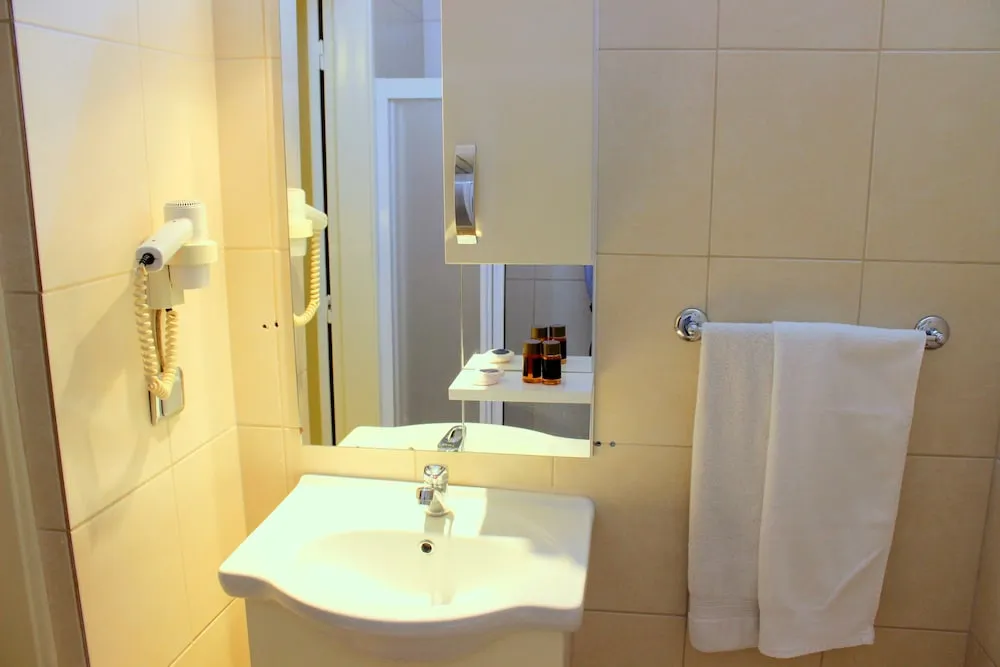 Deluxe Tek Kişilik Oda