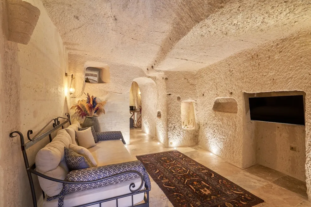 Turca Suite with Jacuzzi and Turkish Bath