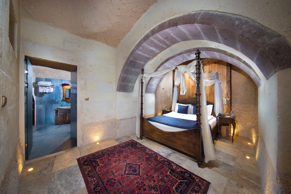 Turca Suite with Jacuzzi and Turkish Bath
