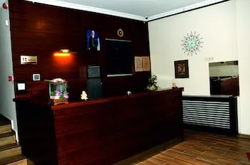 Hill River Hotel