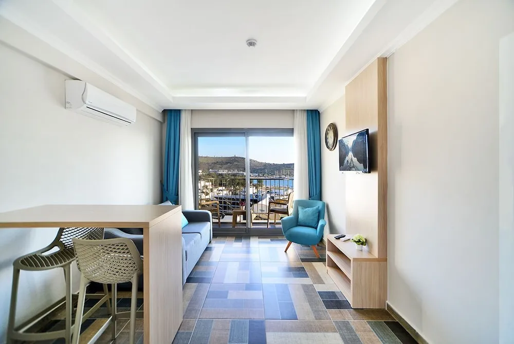 Apart Daire, Deniz Manzaralı