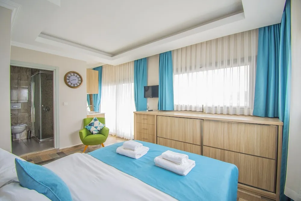 Stüdyo, Deniz Manzaralı