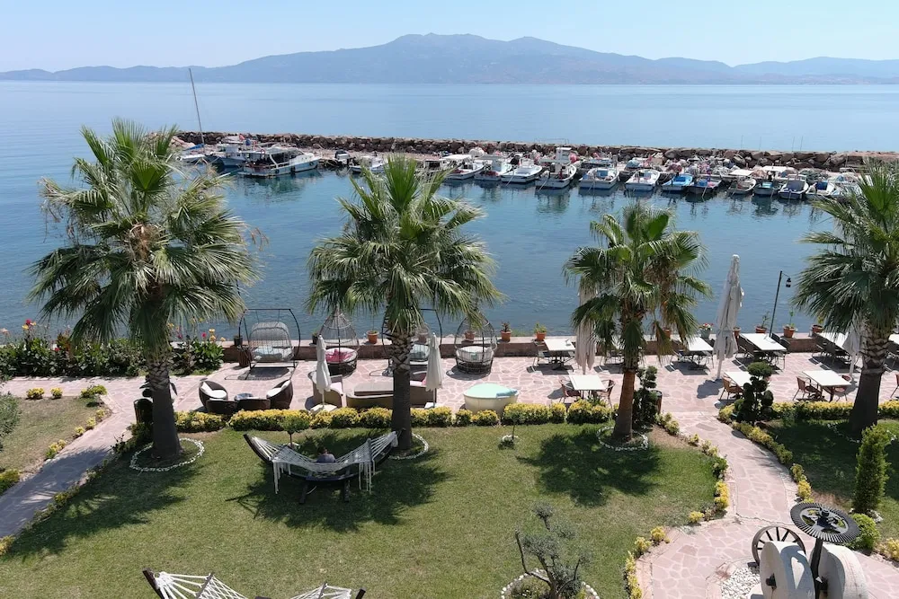 Superior Tek Büyük veya İki Ayrı Yataklı Oda, Deniz Manzaralı