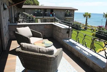 Assos Zeytin Han Hotel Special Class