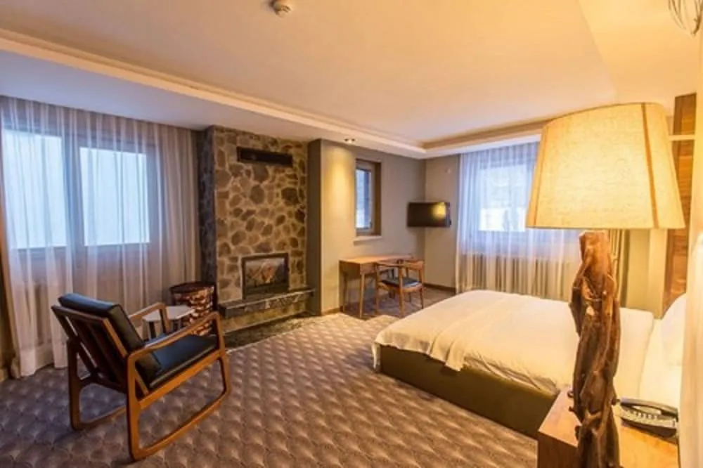 Deluxe Oda, Sıcak Su Küveti