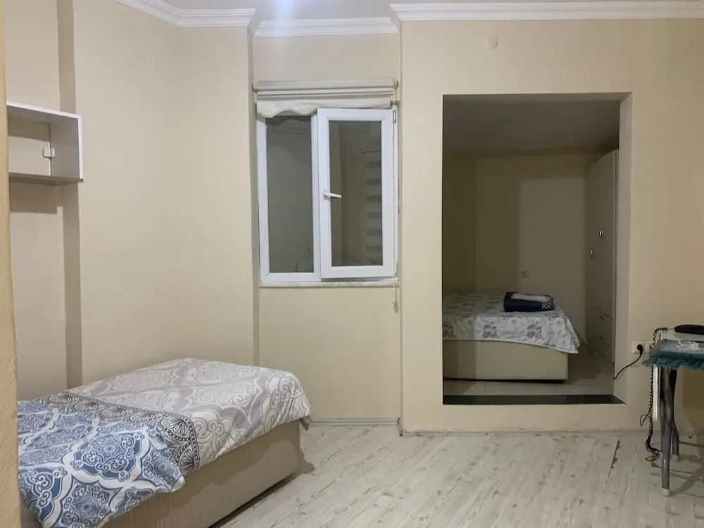 Classic Tek Büyük Yataklı Oda, Birden Çok Yatak, Küçük Mutfak, Avlu Manzaralı