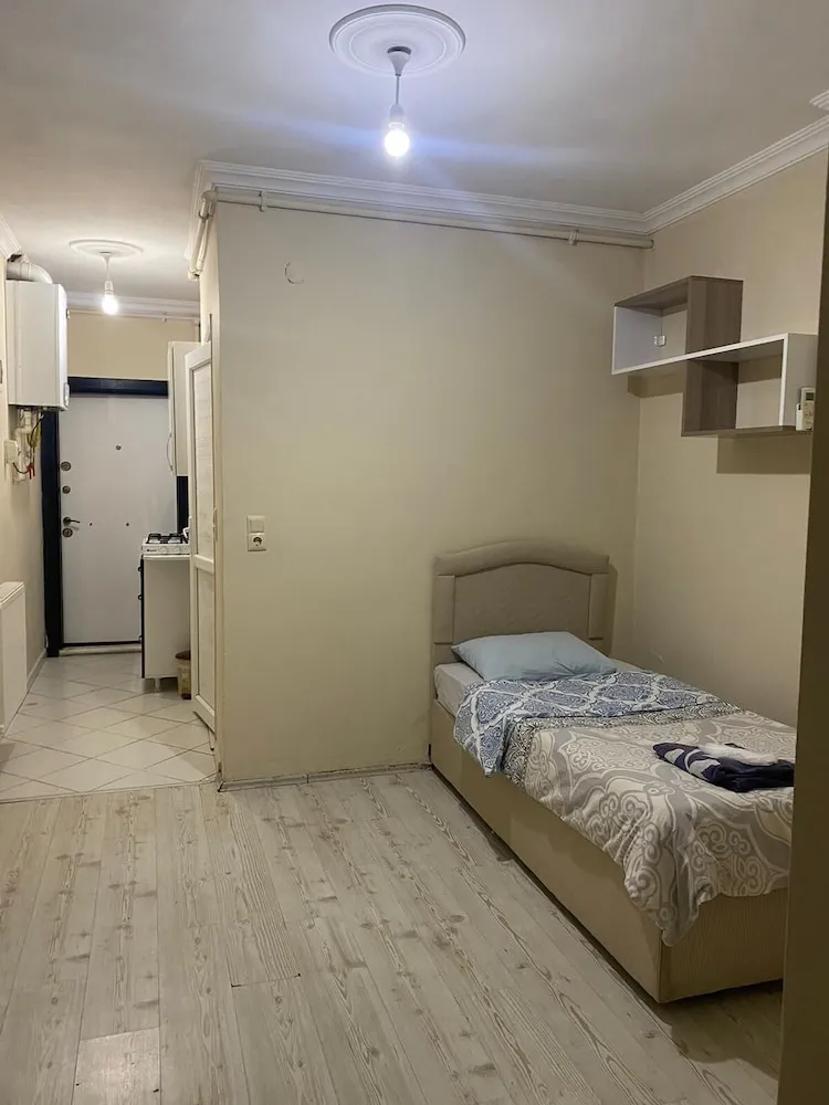 Classic Tek Büyük Yataklı Oda, Birden Çok Yatak, Küçük Mutfak, Avlu Manzaralı