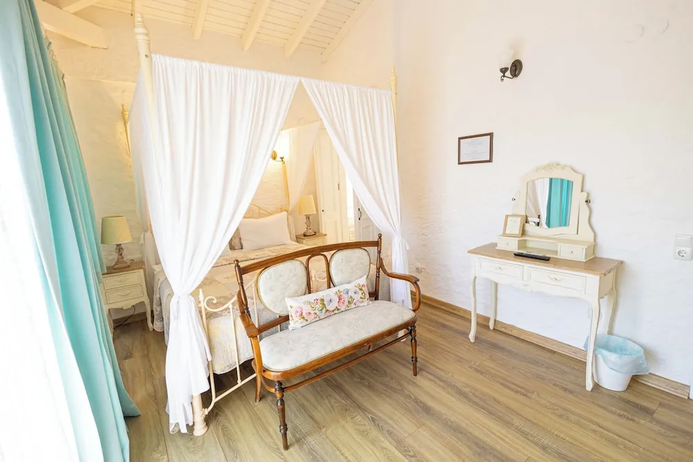 Deluxe Tek Büyük Yataklı Oda, Balkon