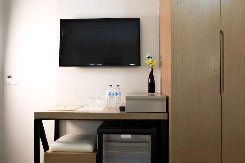 Budget Double French Bed Economy