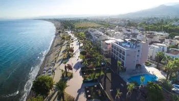 Holiday Otel
