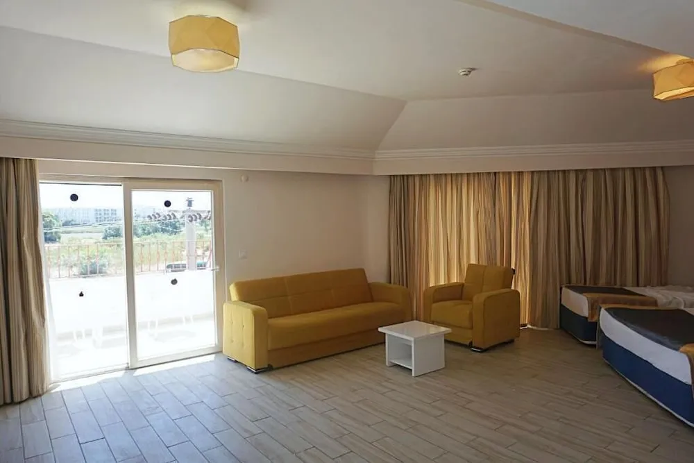 Standard Oda, Bahçe Manzaralı