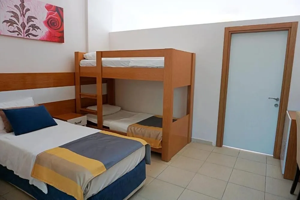 Standard Oda, Havuz Manzaralı