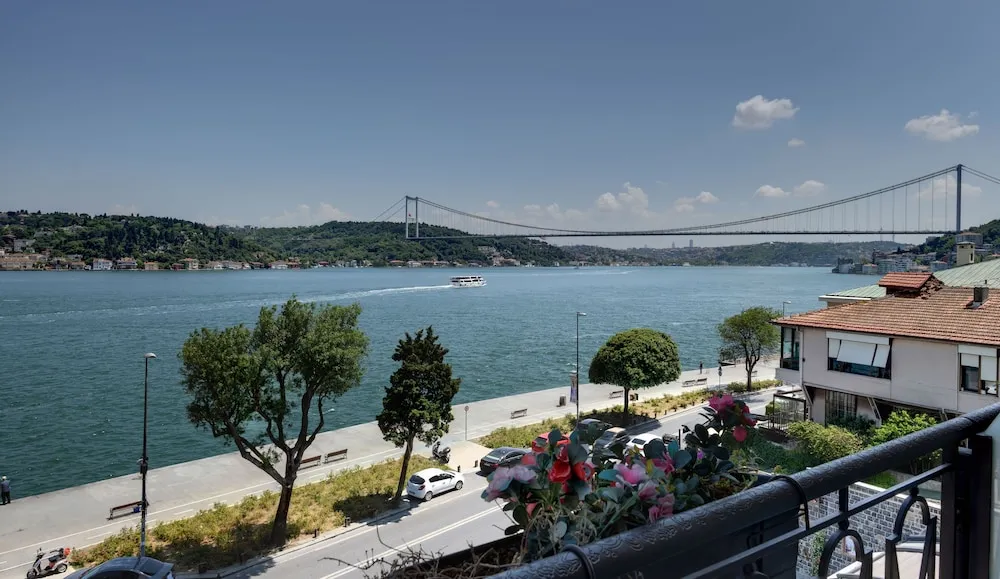 Family Daire, 2 Yatak Odası, Deniz Manzaralı, Denize Sıfır