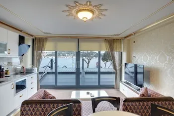 Emirganlı Suites