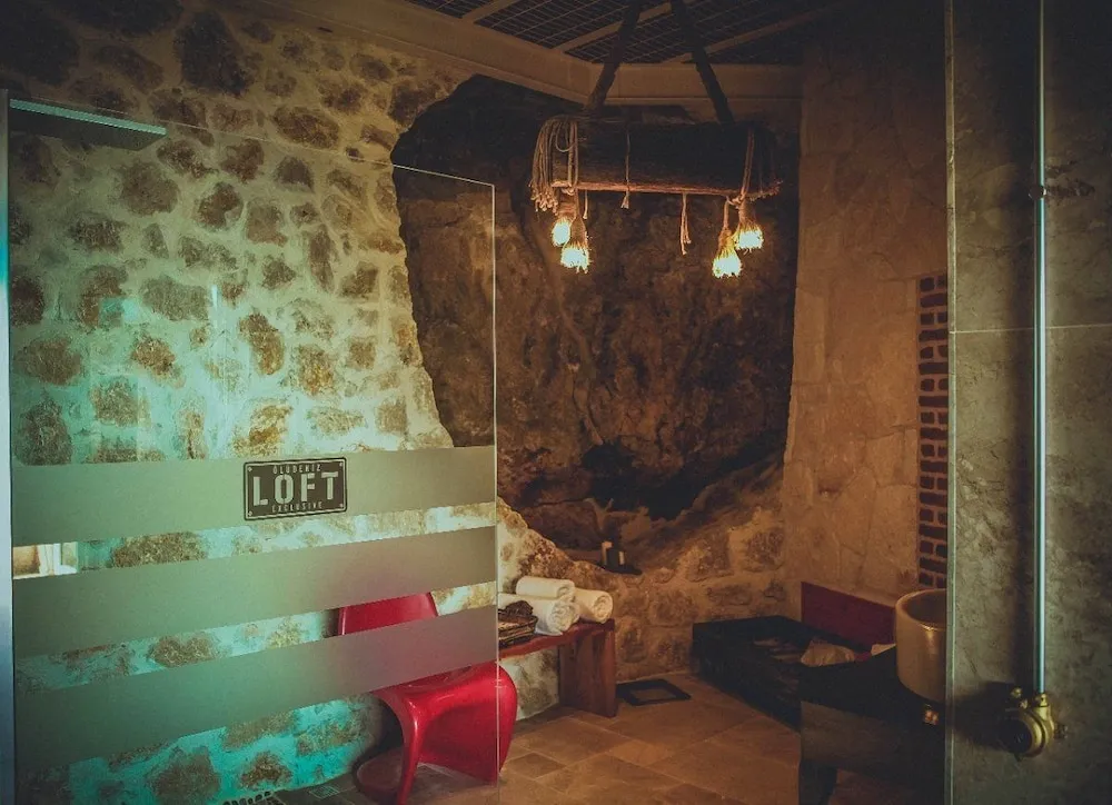 Design Tek Büyük Yataklı Oda