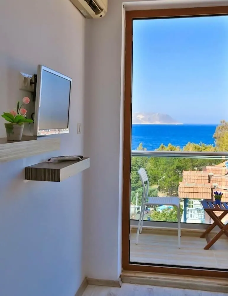 Standard Tek Büyük veya İki Ayrı Yataklı Oda, Balkon, Deniz Manzaralı