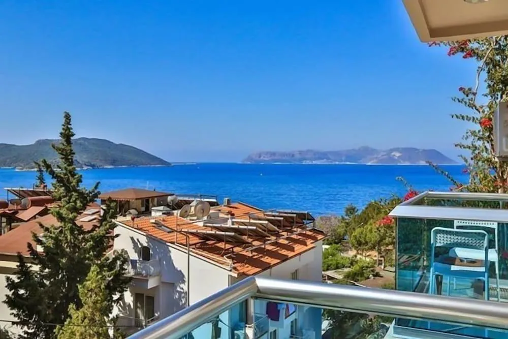 Standard Tek Büyük veya İki Ayrı Yataklı Oda, Balkon, Deniz Manzaralı