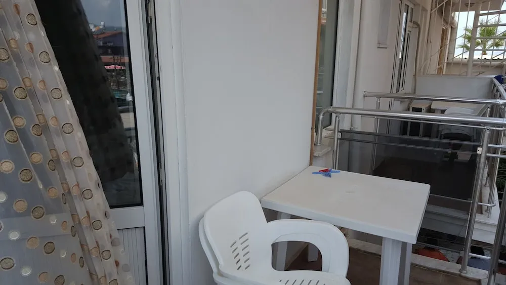 Economy Tek Büyük Yataklı Oda, Balkon (Mini)