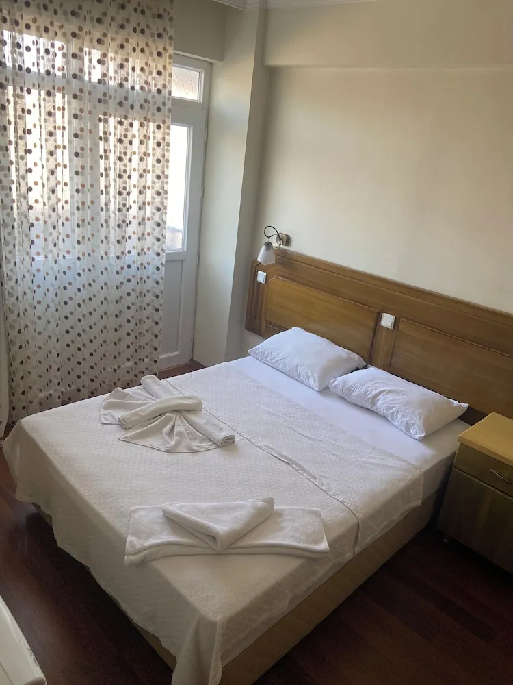 Economy Tek Büyük Yataklı Oda, Balkon (Mini)