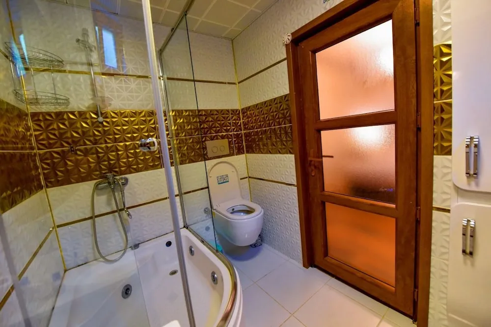 Bungalov, Balkon, Göl Manzaralı