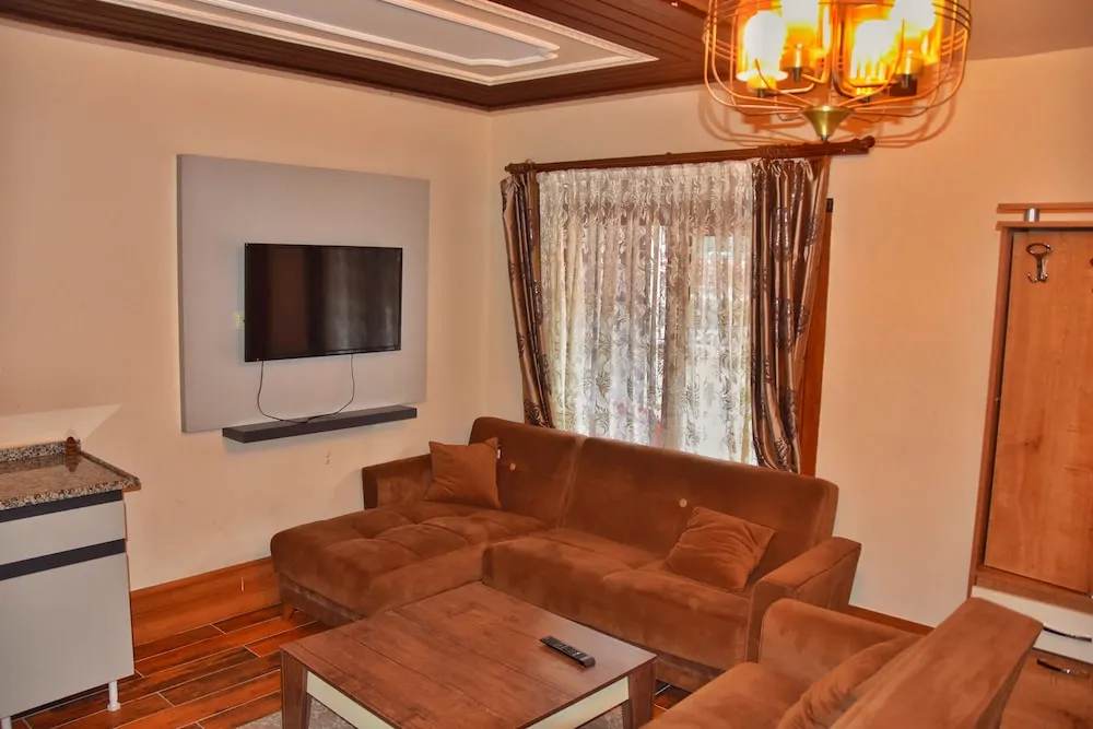 Bungalov, Balkon, Göl Manzaralı