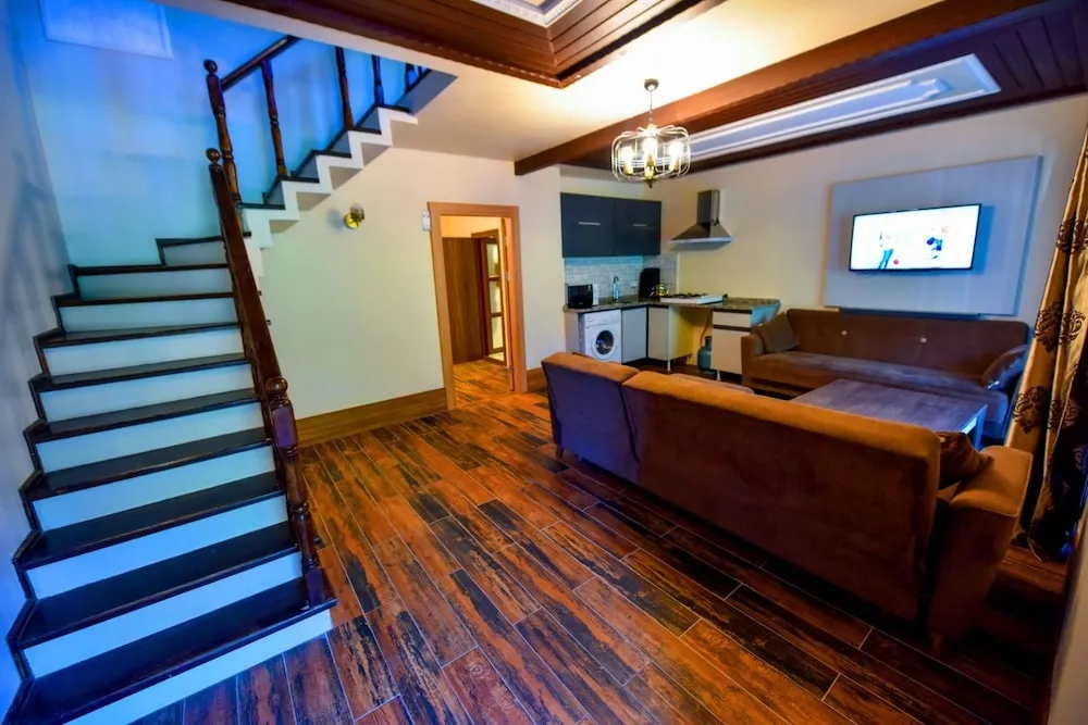 Bungalov, Balkon, Göl Manzaralı