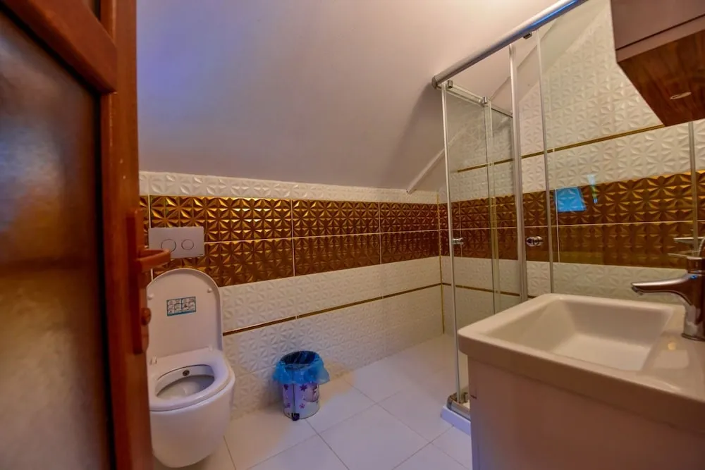 Bungalov, Balkon, Göl Manzaralı