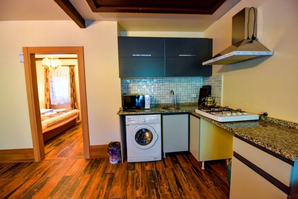 Bungalov, Balkon, Göl Manzaralı