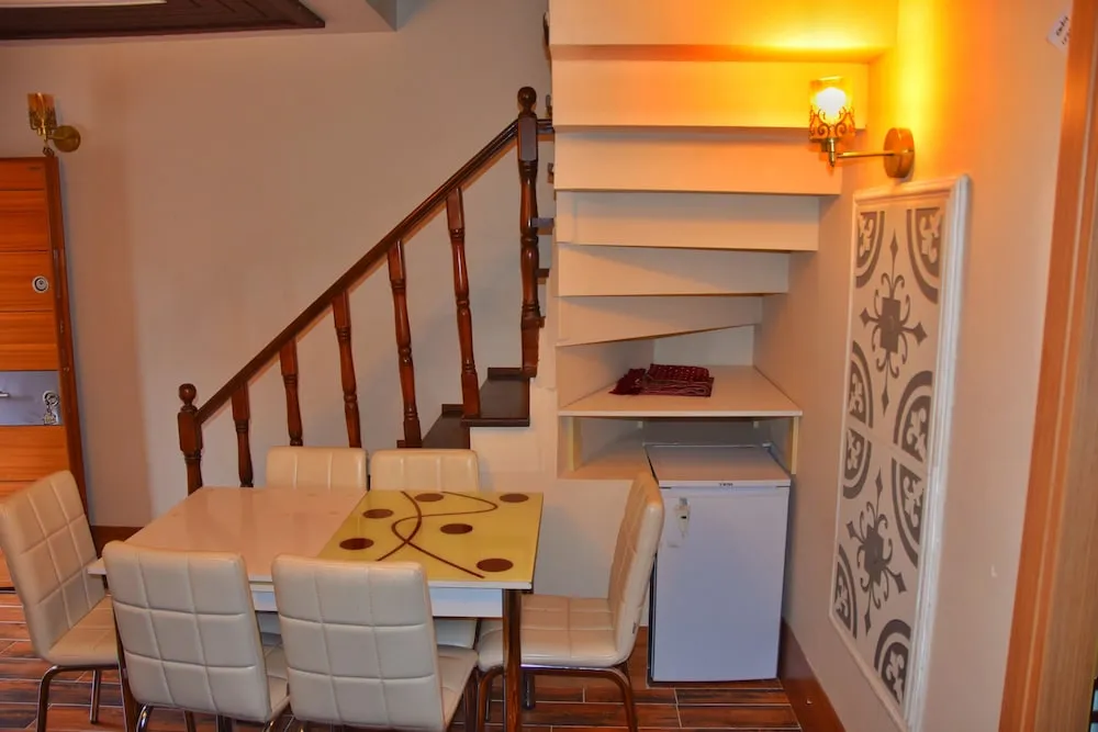 Bungalov, Balkon, Göl Manzaralı