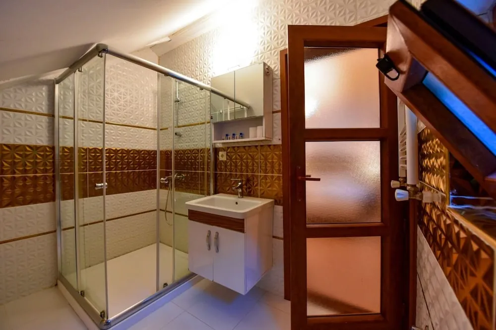 Bungalov, Balkon, Göl Manzaralı