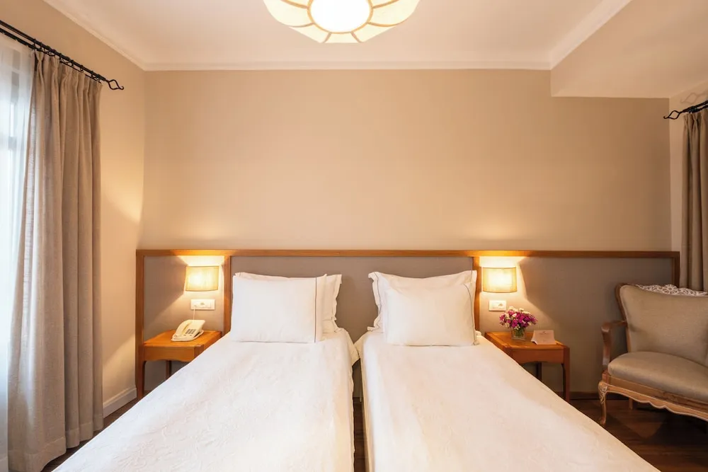 Deluxe Room, Garden Floor