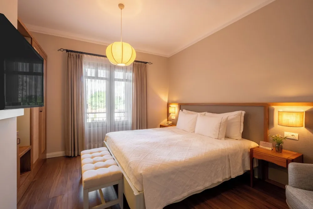 Deluxe Room, Garden Floor