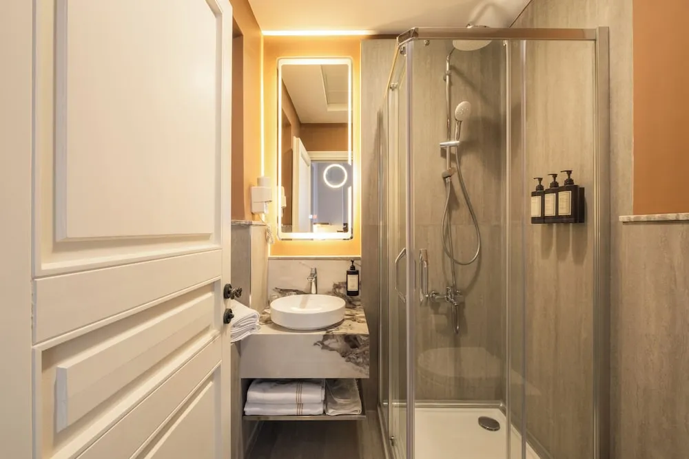 Deluxe Room, Garden Floor