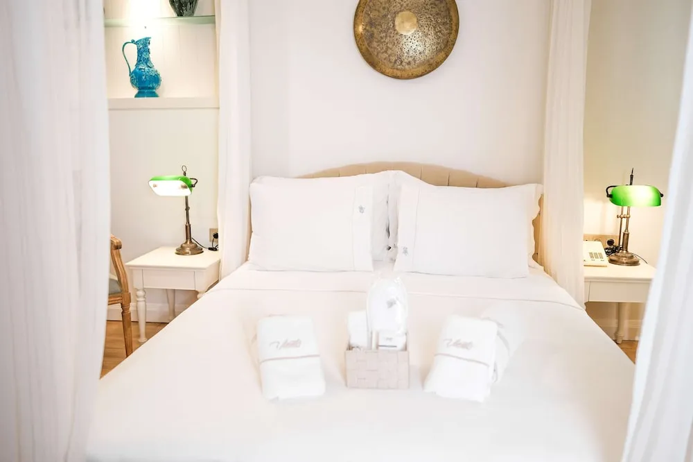 Executive Suite, 2 Bedrooms and a Bathroom with Spa Bathtube