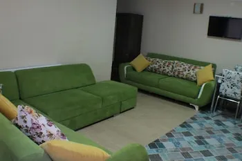 Uzungol Motel