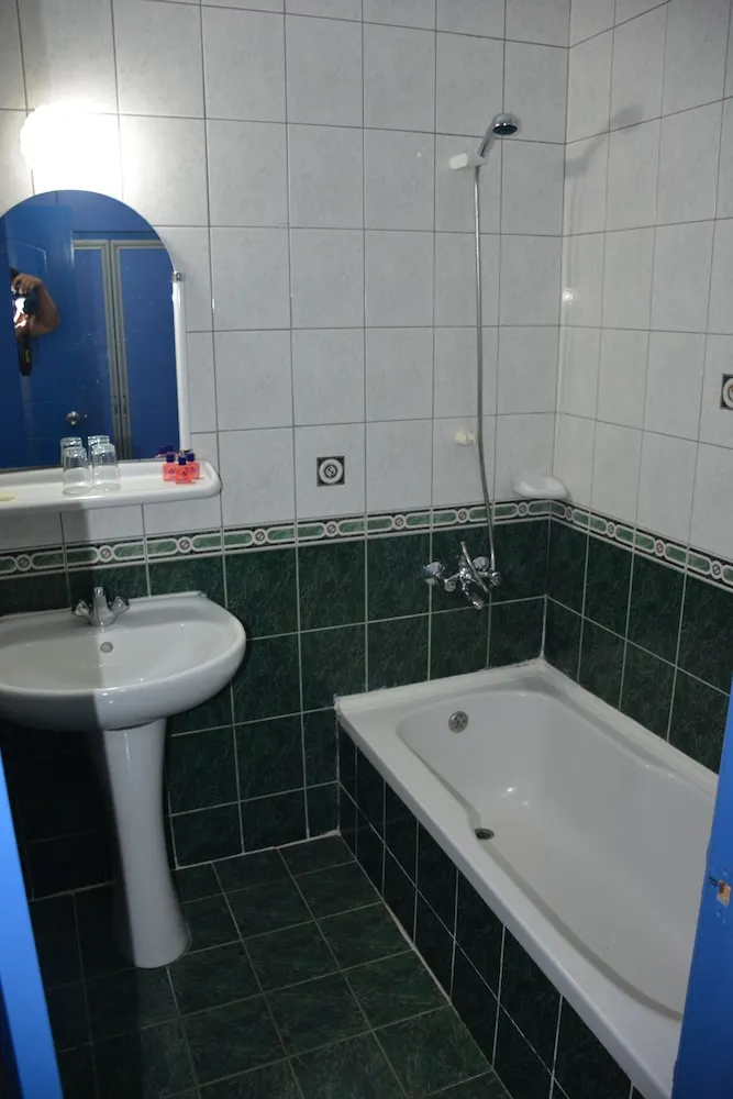 Standard Büyük Yataklı Tek Kişilik Oda