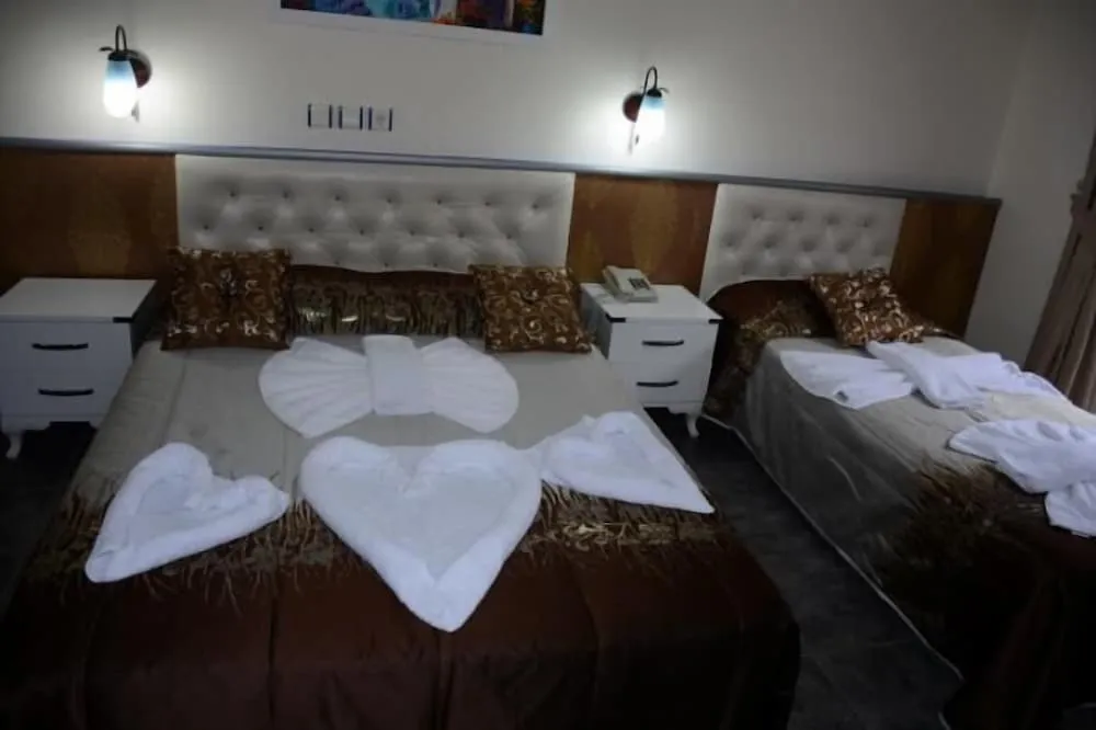 Standard Büyük Yataklı Tek Kişilik Oda